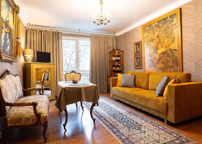 Art Apartament Chmielna 10