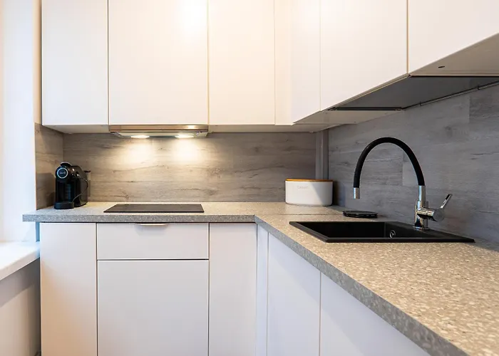 Art Apartament Chmielna 10